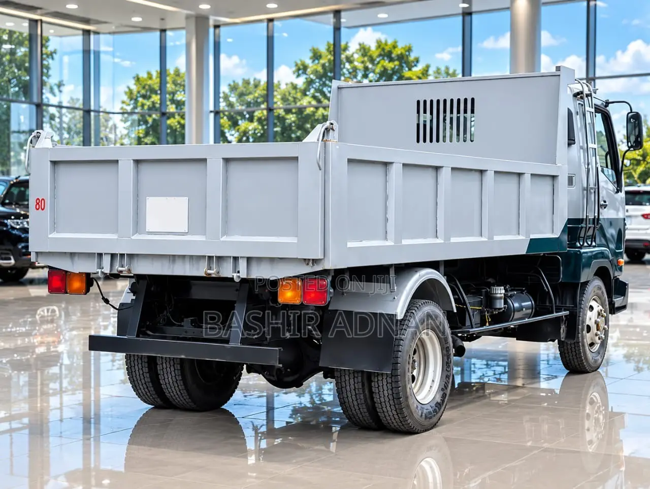 Mitsubishi Fuso Tipper (Tani) 4 Tonnes Cabin Kubwa Unregistered(mpya).