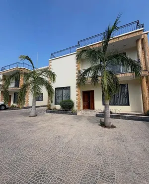 Furnished 3bdrm Villa in Oyster Bay for sale