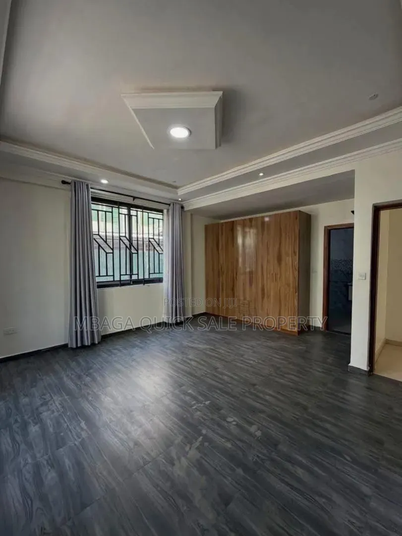 Furnished 3bdrm Villa in Oyster Bay for sale