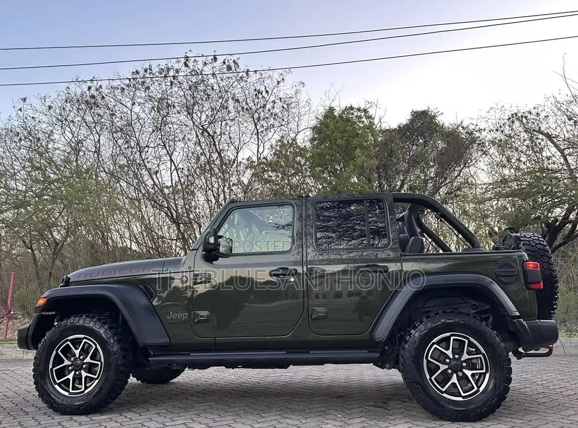 Jeep Wrangler 2024 Green