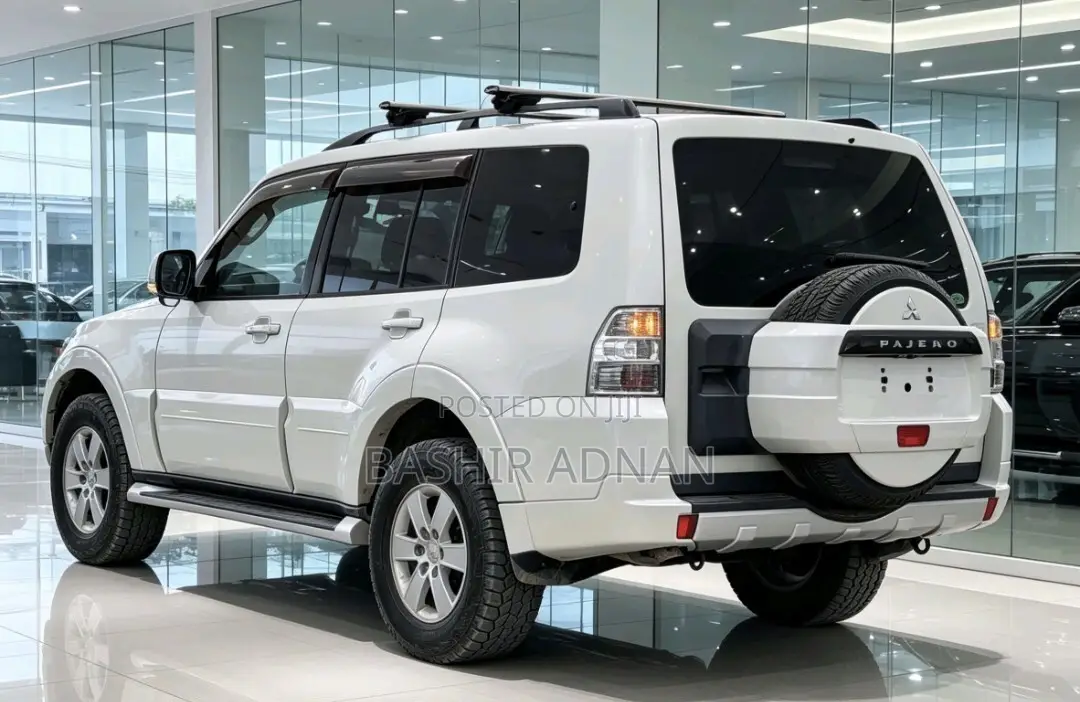 Mitsubishi Pajero 2013 White
