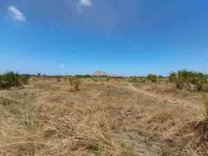 Kiwanja Kinauzwa Kigamboni Dege