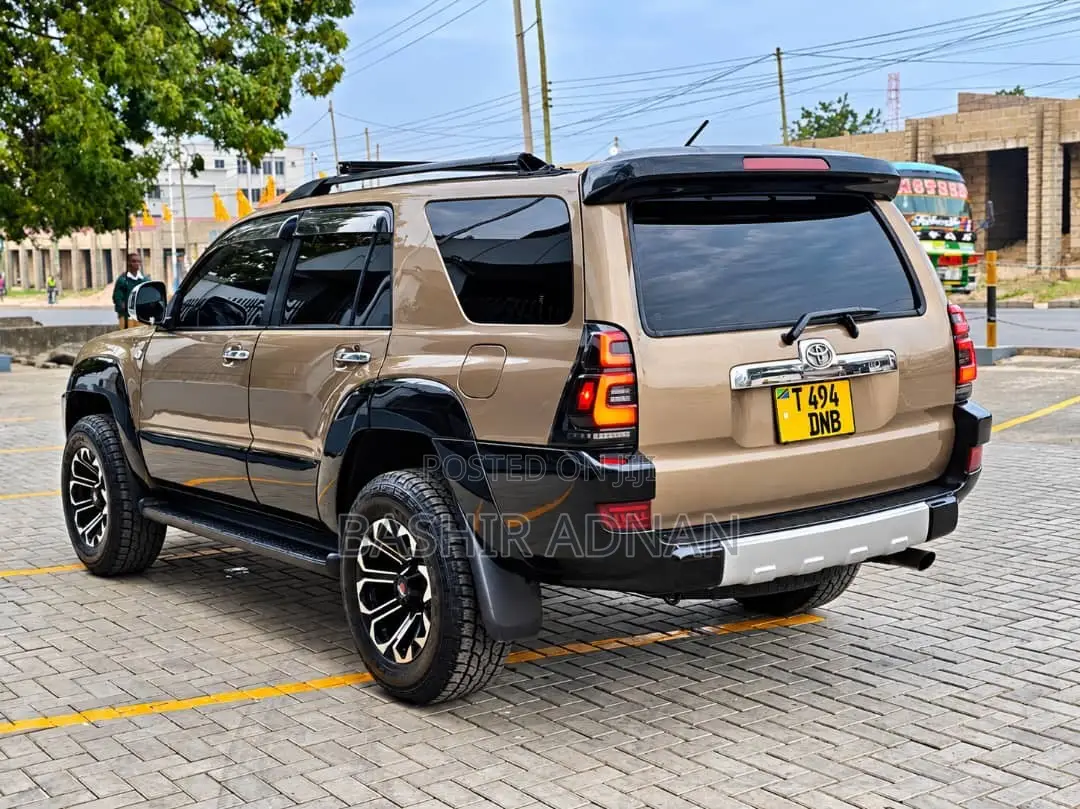 Toyota Hilux Surf 2.7 SSR 2004 Brown