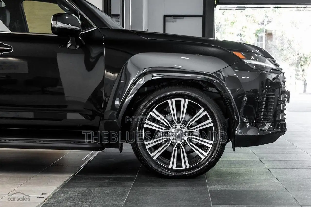 New Lexus LX 2025 Black