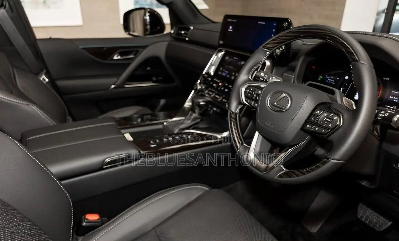 New Lexus LX 2025 Black