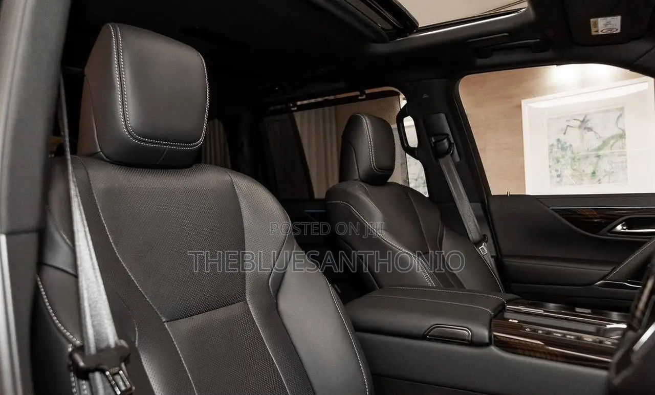 New Lexus LX 2025 Black