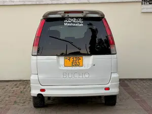 Toyota Noah 2004 White