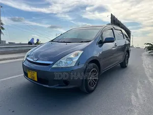 Toyota Wish 2004 Gray