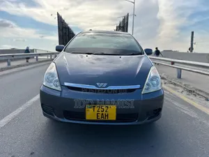 Toyota Wish 2004 Gray