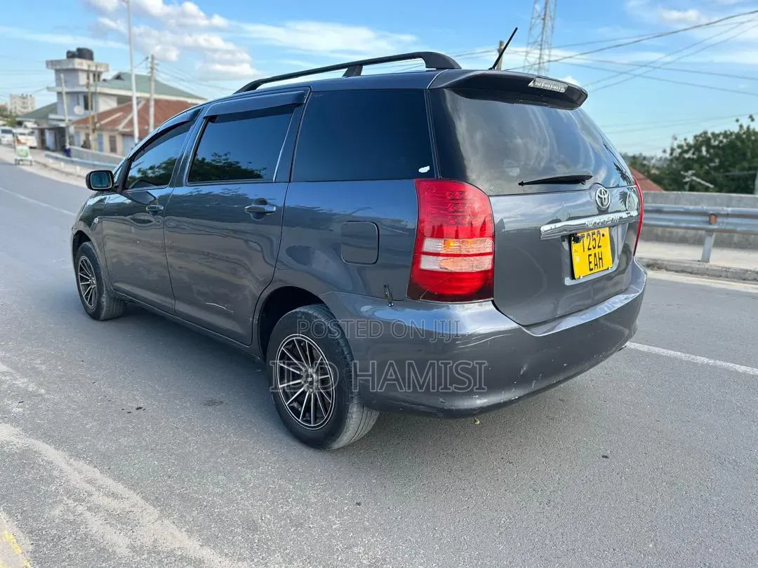 Toyota Wish 2004 Gray