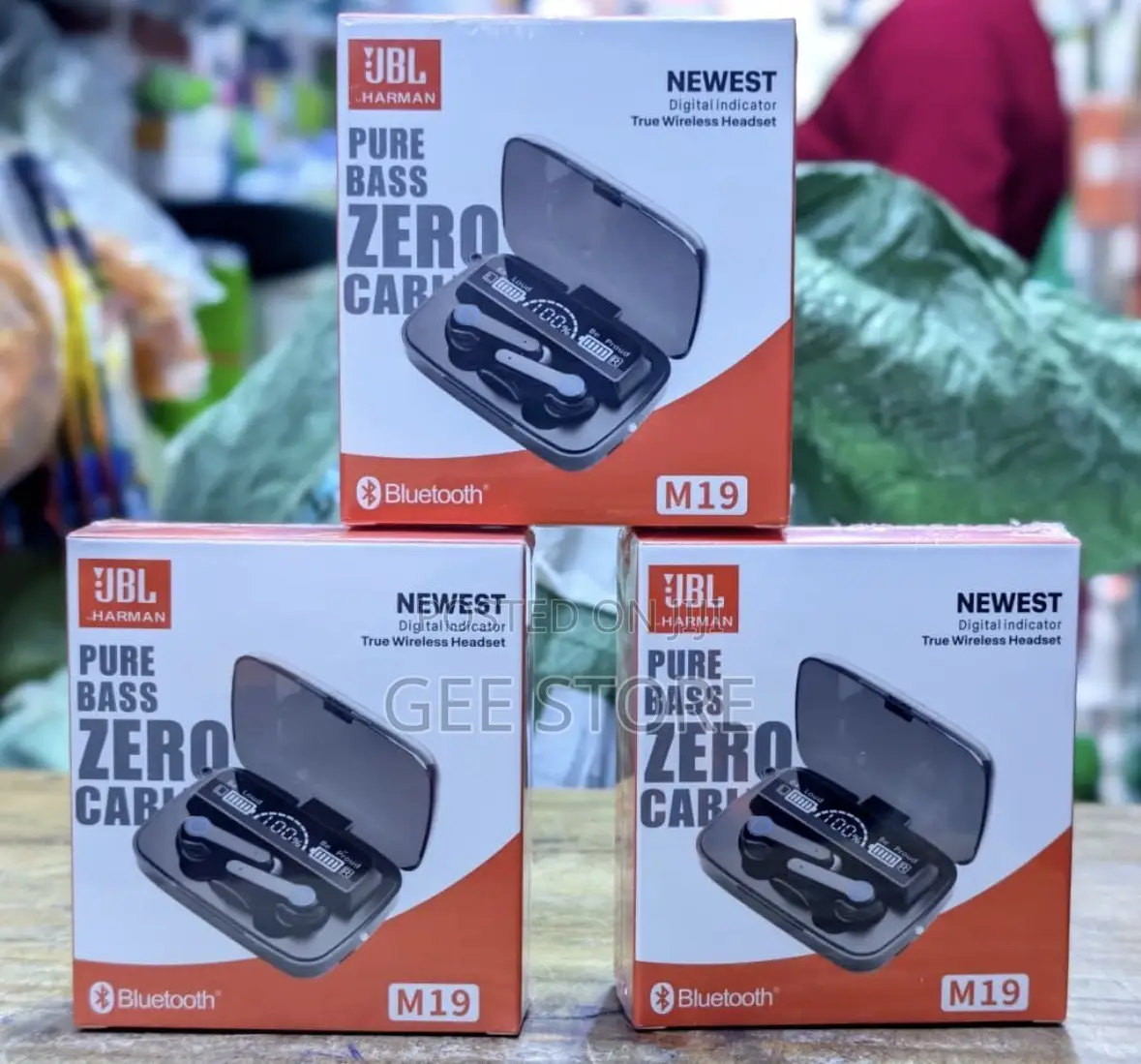 JBL M19 True Wireless Headset