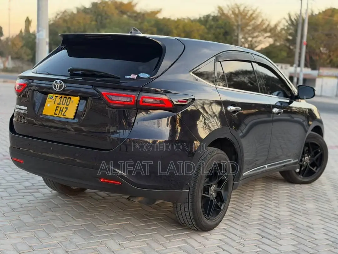 Toyota Harrier 2015 Black