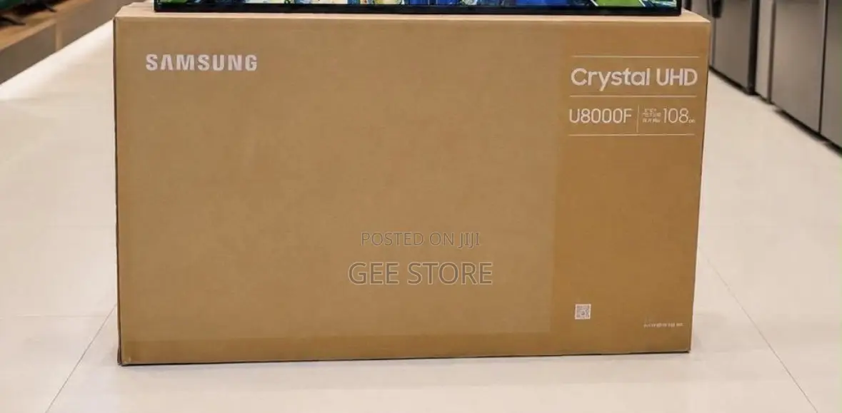 Samsung Crystal UHD U8000F Smart Television (Model 43U8000F).