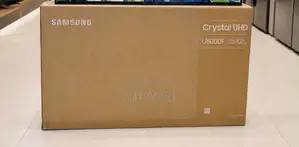 Samsung Crystal UHD U8000F Smart Television (Model 43U8000F).