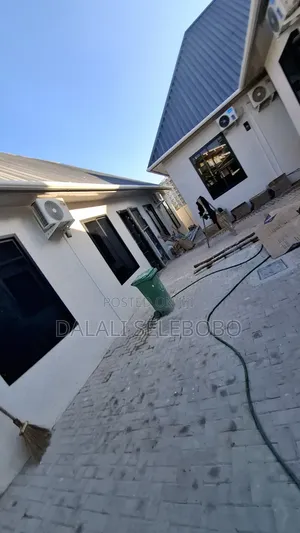 2bdrm Bungalow in Makumbusho Bus Stop, Kijitonyama for rent