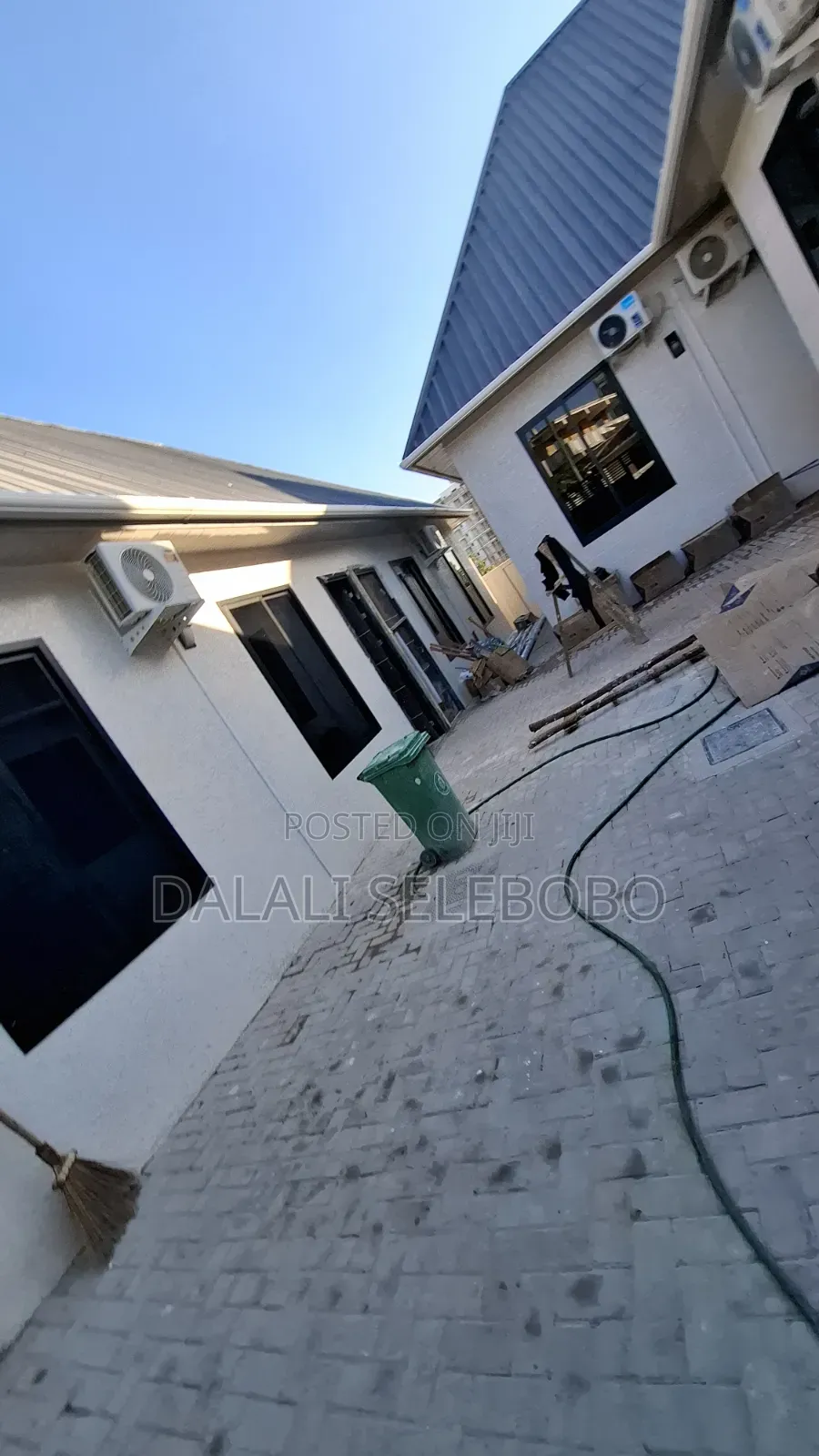 2bdrm Bungalow in Makumbusho Bus Stop, Kijitonyama for rent