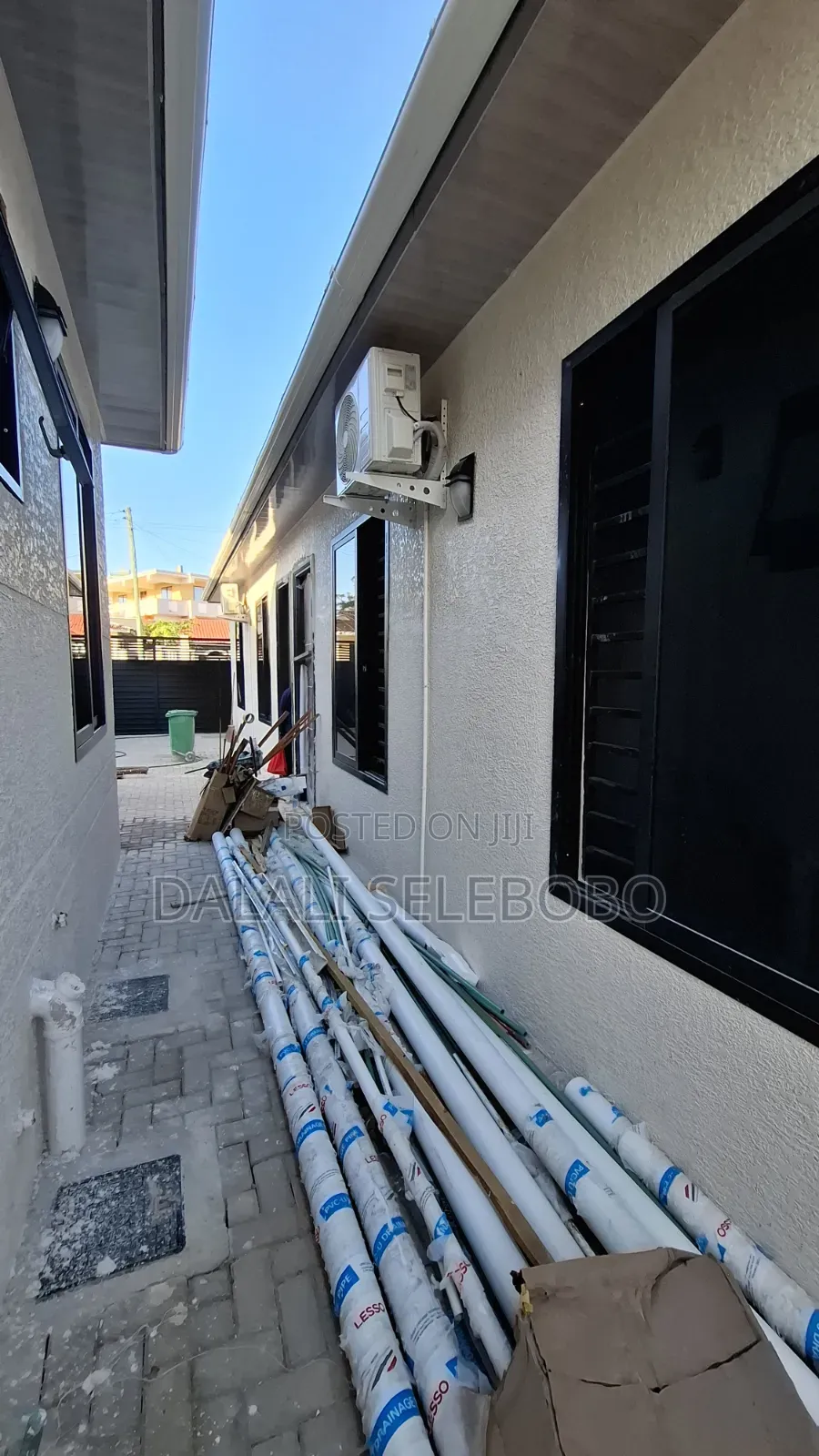 2bdrm Bungalow in Makumbusho Bus Stop, Kijitonyama for rent