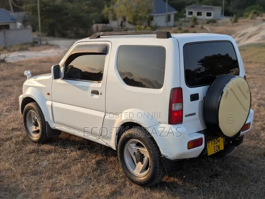 Suzuki Jimny Classic 2005 White