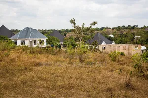 Pata Kiwanja Kwa Mkopo: Kibaha, Kigamboni, Bagamoyo Na Chanika