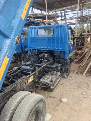 Mitsubishi Canter 3.5-Tonne Tipper