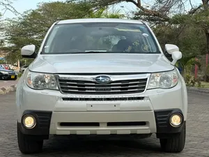 Subaru Forester 2009 White