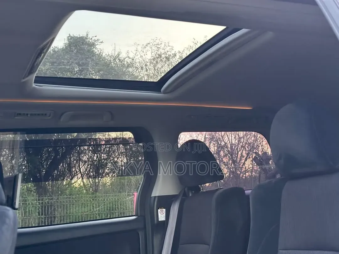 Toyota Vellfire 2012 Purple
