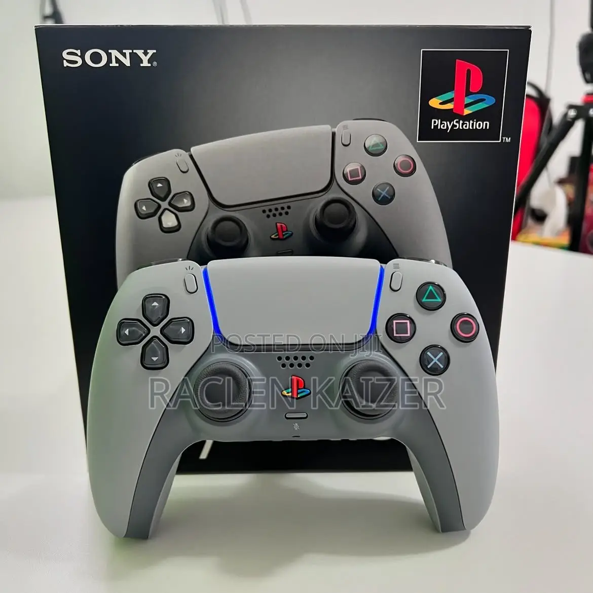 PlayStation 5 30th Anniversary Controller