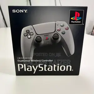 PlayStation 5 30th Anniversary Controller