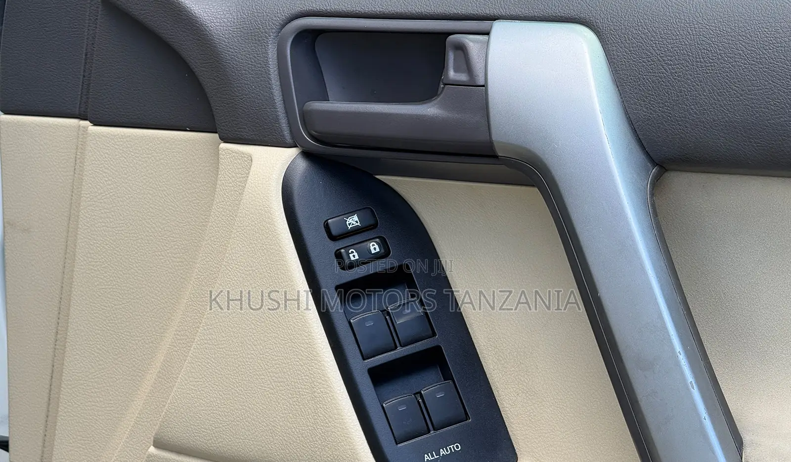 Toyota Land Cruiser Prado 2016 Pearl