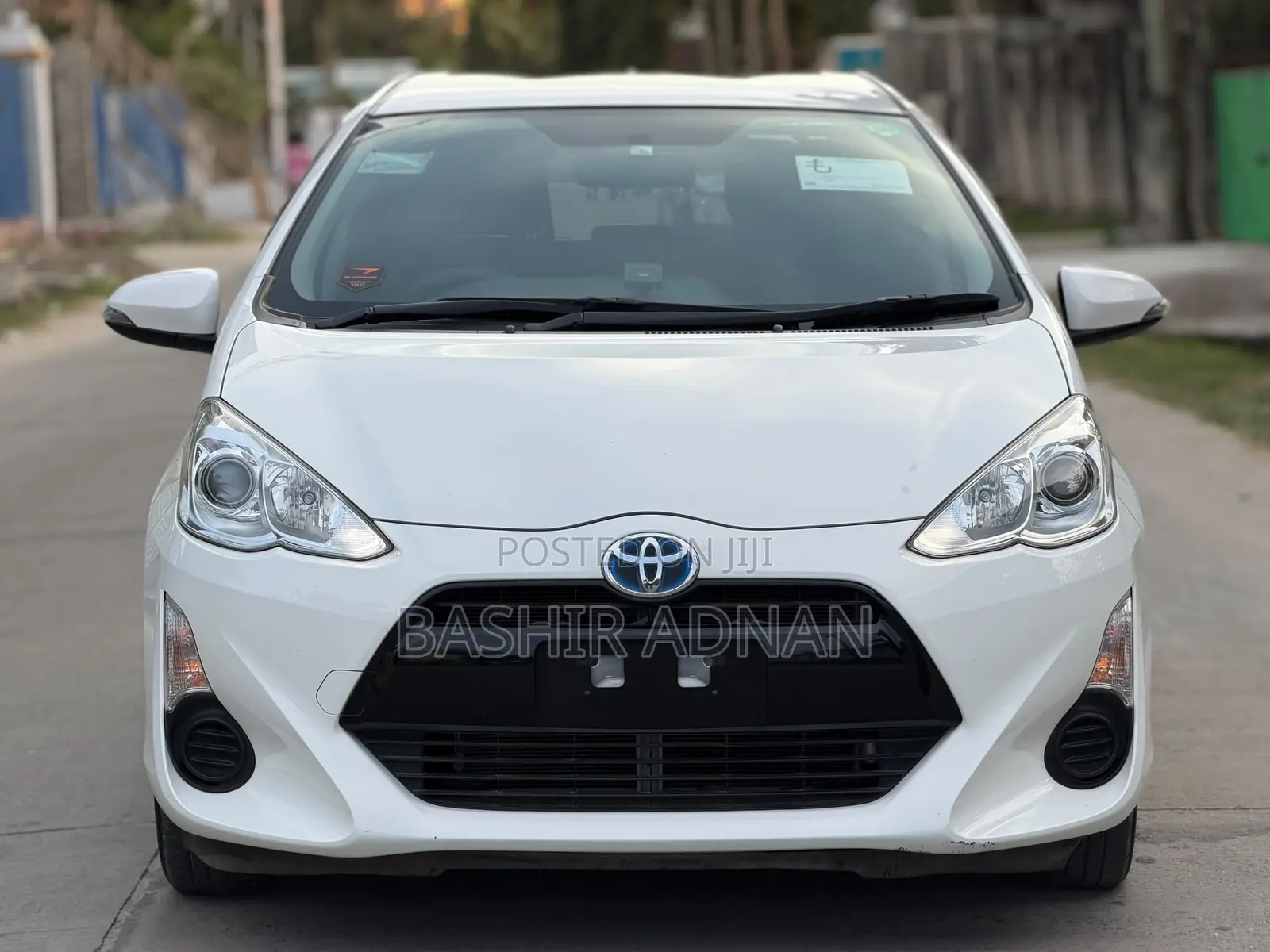 Toyota Aqua 2016 White
