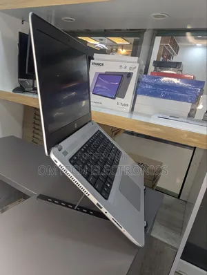 Laptop HP MT20 4GB Intel HDD+SSD 128GB