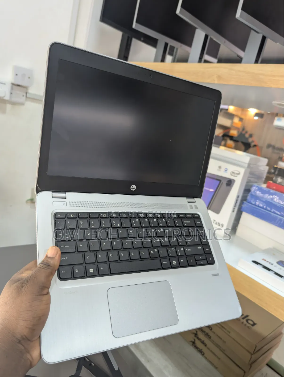 Laptop HP MT20 4GB Intel HDD+SSD 128GB
