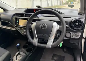 Toyota Aqua 2016 White