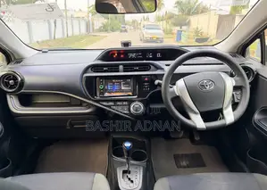 Toyota Aqua 2016 White