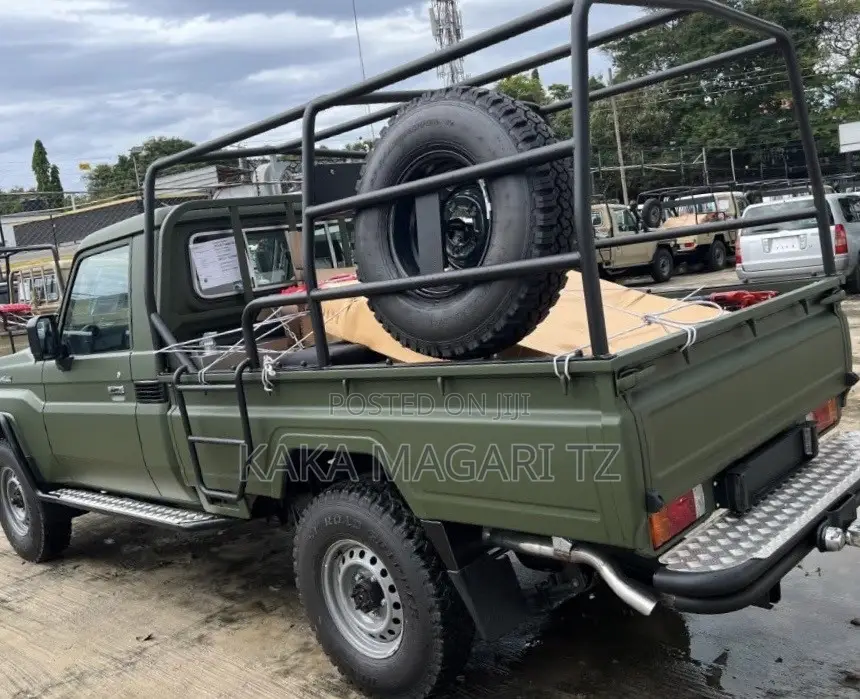 Toyota Land Cruiser 2025 Green