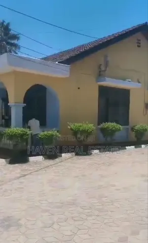 4bdrm House in Mikocheni for sale