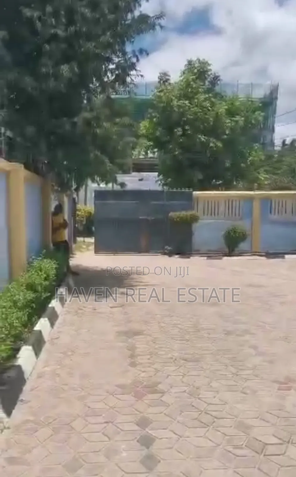 4bdrm House in Mikocheni for sale