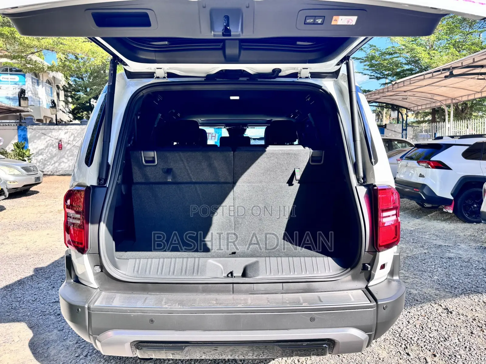 Toyota Land Cruiser Prado 2.7 2025 White