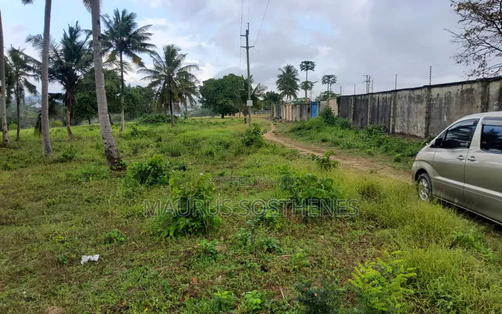 Industrial Land for Sale TSH 3.3 Bill. At Kisemvule Mkuranga, Pwani