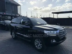 Toyota Land Cruiser 4.6 V8 ZX 2015 Black