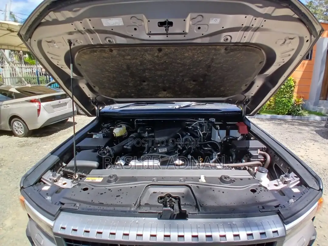 Toyota Land Cruiser Prado 2.7 2025 Gray