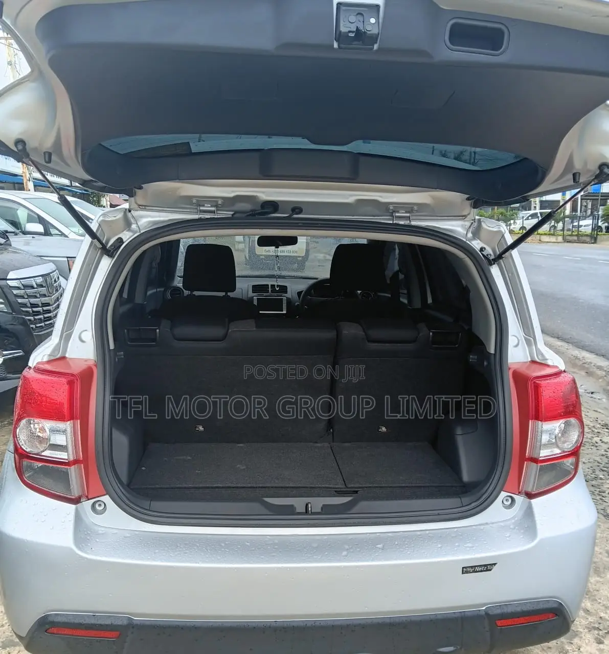 Toyota IST 2009 Silver