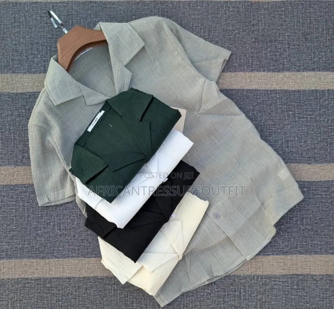 Style Shorts-Sleeves Shirts Features Relaxed Cuban Collar Collection