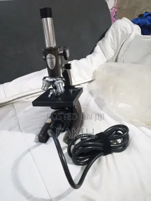 Microscope