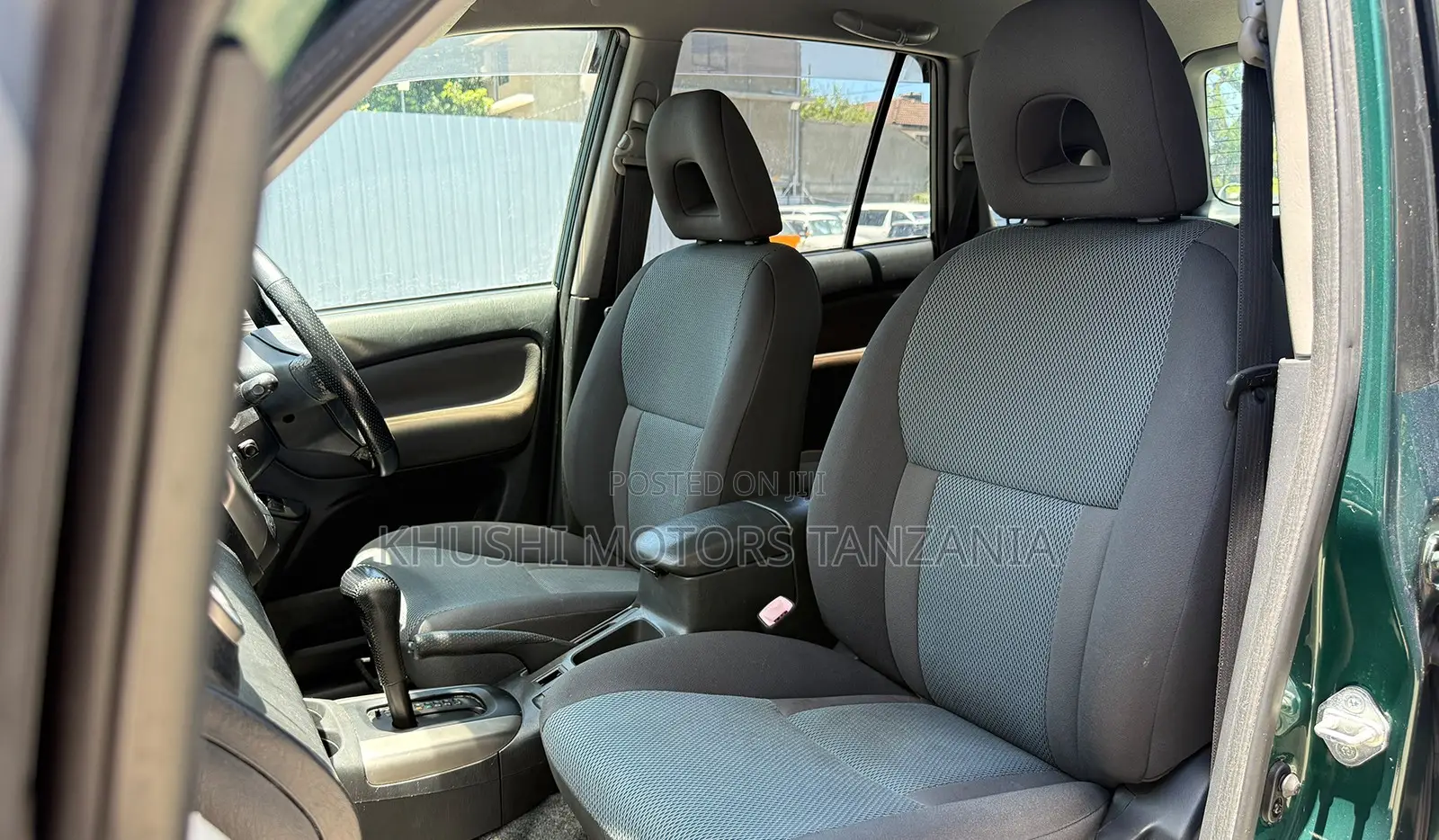 Toyota RAV4 2005 Green