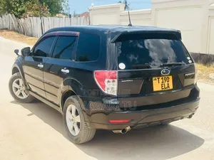 Subaru Forester 2010 Black
