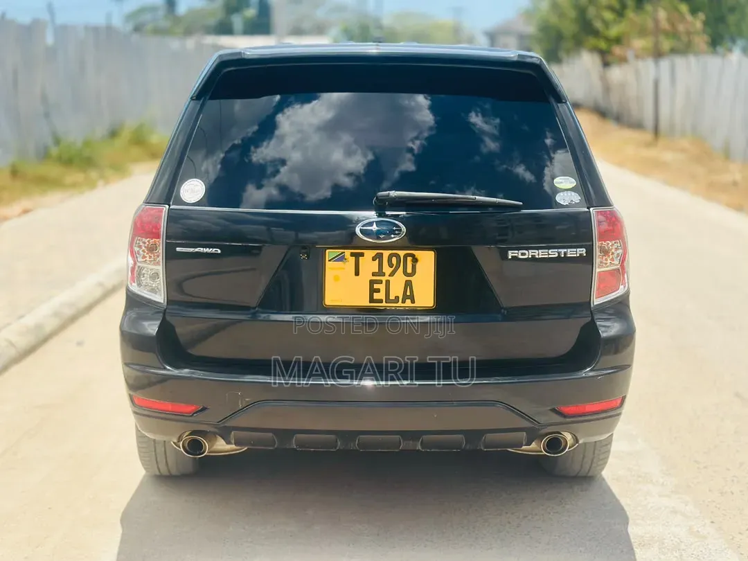 Subaru Forester 2010 Black