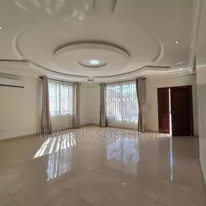 5bdrm Villa in Oyster Bay for sale