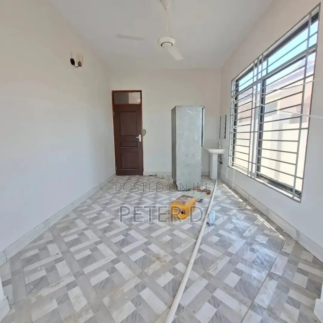 4bdrm House in Goba for rent
