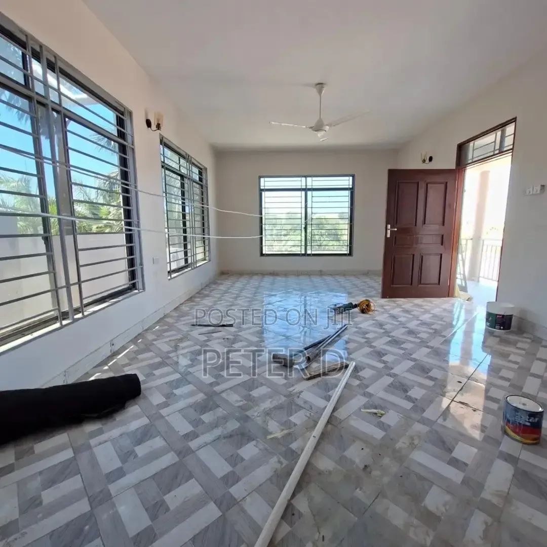 4bdrm House in Goba for rent